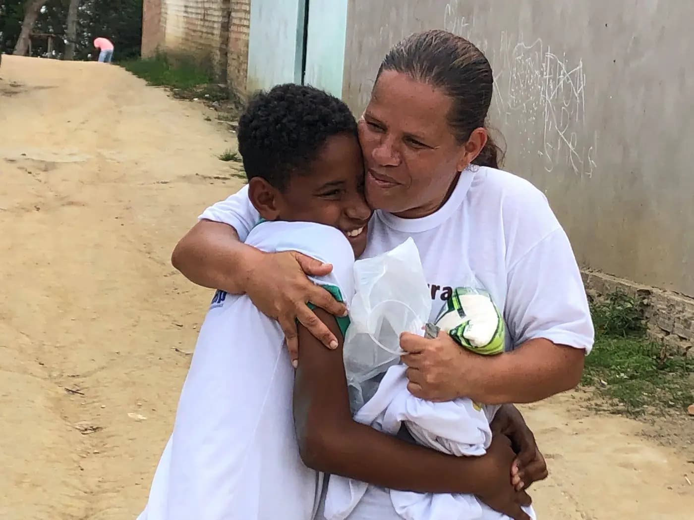 Fotografia do álbum "AJUDA HUMANITÁRIA"